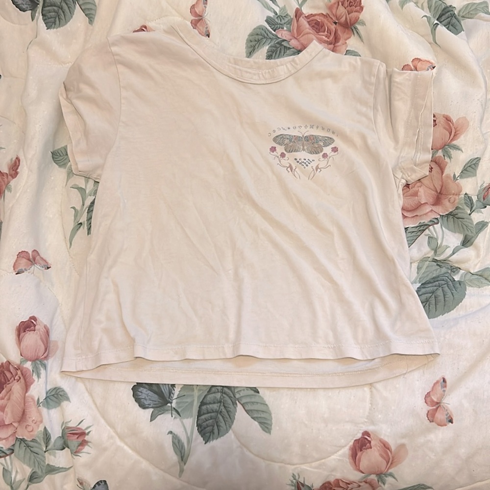 Semi-cropped medium Arizona Jean CO. T-shirt